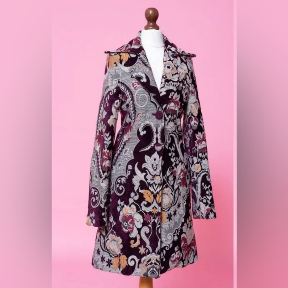 Vintage Floral Tapestry Coat Size XS - S